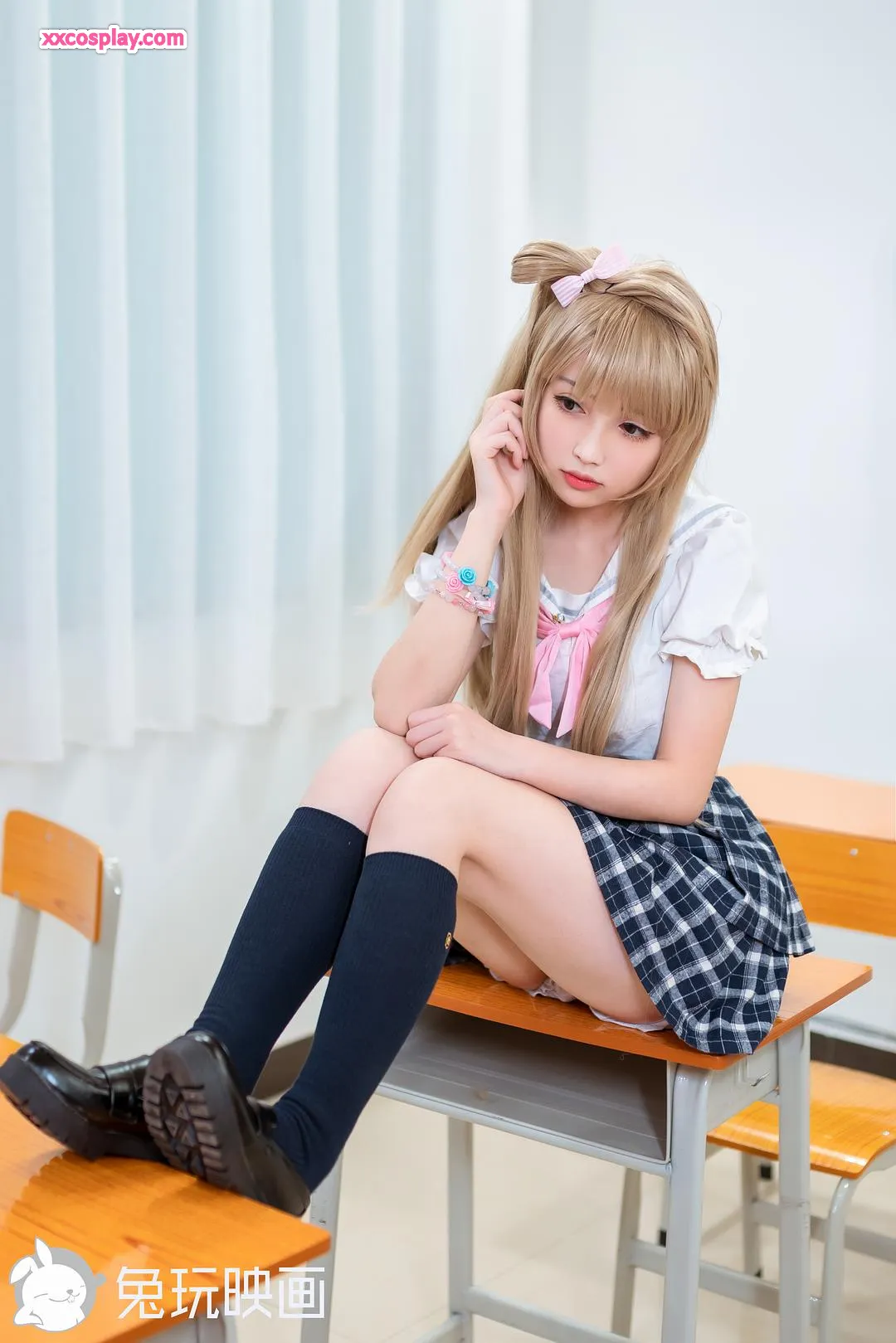 兔玩映画 - 教室里的南小鳥